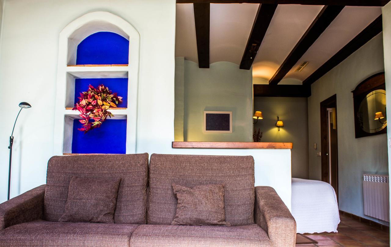 La Font D'Alcala Hotell Alcalá de la Jovada Exteriör bild