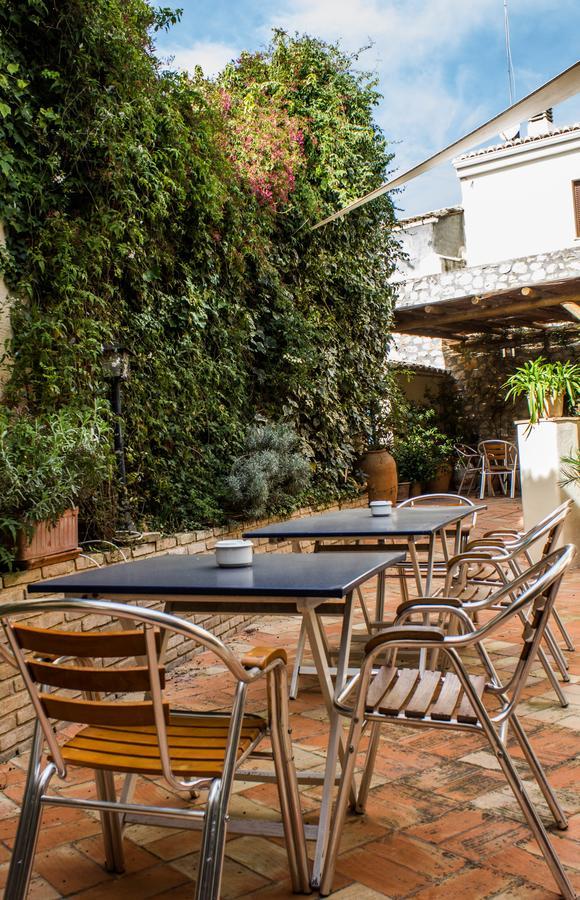 La Font D'Alcala Hotell Alcalá de la Jovada Exteriör bild